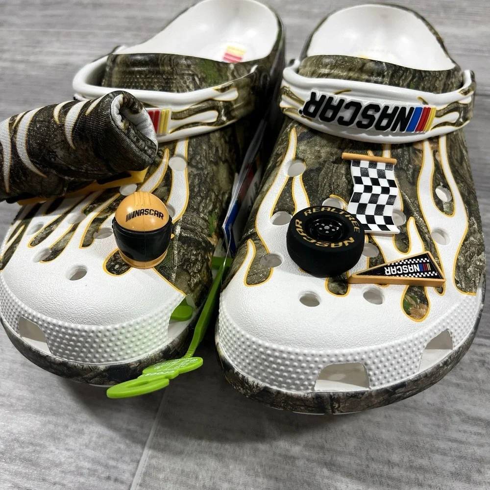 CROCS nascar men